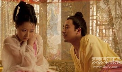 重口味!古代皇帝第一次竟给自己乳母(1)