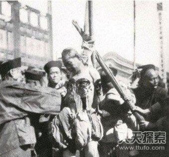古代犯人被凌迟处死手法惨不忍睹