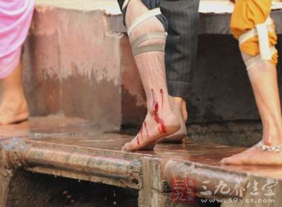 英国9日刊登了一组看似