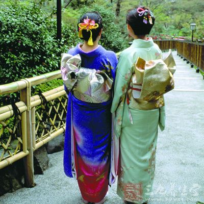 古代日本惩罚女人变态酷刑(6)图片