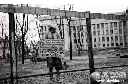 二战绞刑处死囚犯的真实老照片(5)