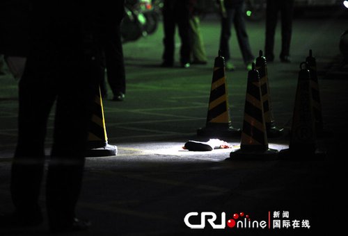 泉州高楼坠落一女性<em>黑丝</em>断脚续:警方称系自杀