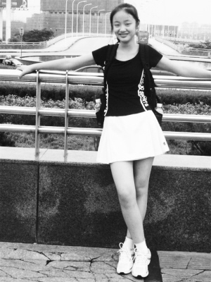 性感美女小芸魅惑写真图片