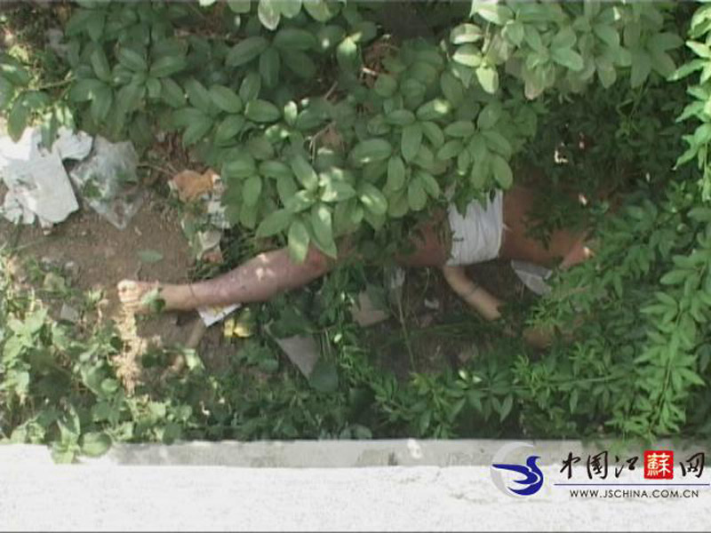 被问你干吗 南京一对男女丢下女尸狂奔(5)