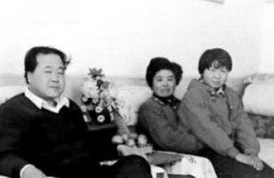 女儿称莫言为人真诚谦卑:对我太宽容 经常自责