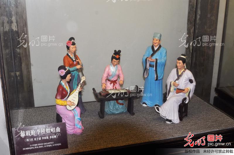 景区建武松杀嫂祭兄雕塑图片
