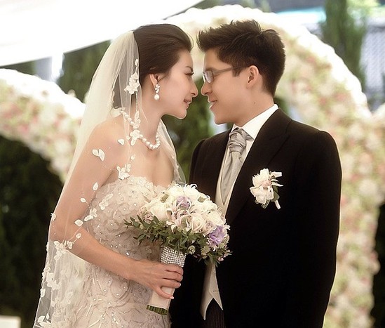 郭<em>晶晶</em>霍启刚注册结婚 河北体育界代表将送上