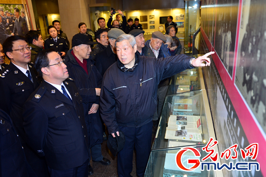 收入证明_北京警察收入(2)