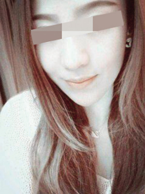 25岁平模开跑车 卖毒送人 手下控制多名 <em>冰妹</em> 