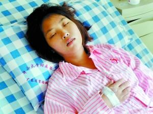 鼻咽癌妈妈未婚生女被男友抛弃 想再看女儿一