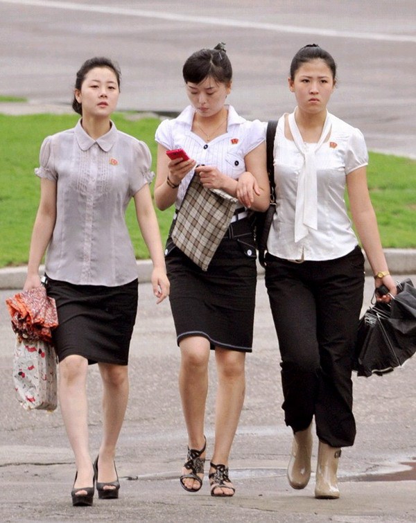 <em>朝鲜</em>一夜追上30年﹕<em>女人</em>高跟抹胸比中国开放