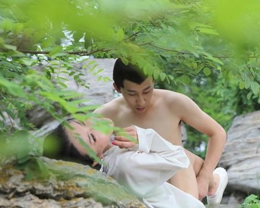 传艳星龚玥菲一晚三万涉嫌卖淫 <em>不雅</em>照曝光(7