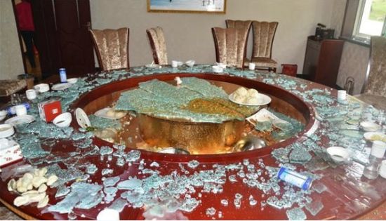 山西乡党委女书记带队砸饭店 9名干部被处理