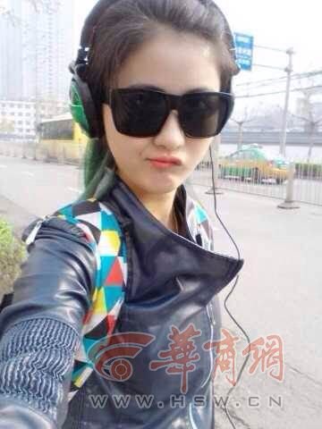 西安19岁癌症少女笑对人生 12岁截肢(4)