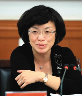 山西<em>两女</em>官员同日被双开 涉女官员通报首提通