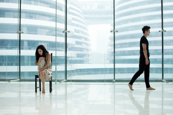 曲婉婷承认恋情否认是第三者 称未介入他人婚