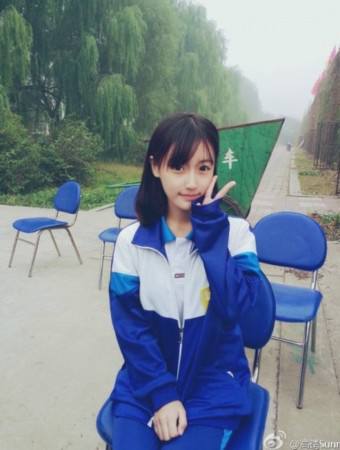 厦门最美校服<em>女生</em>走红 保送上海高校(组图)(1