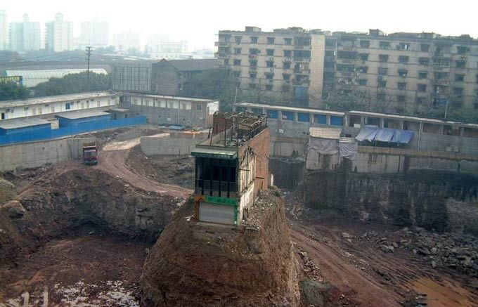 中国各地 最牛钉子户 盘点(组图)- 深圳 生活帮-E都