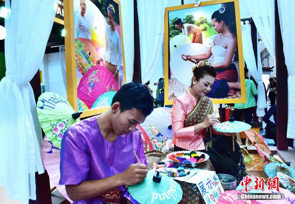 2015中国─东盟博览会旅游展在桂林举行(6)