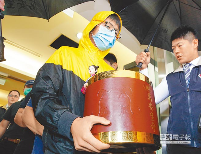 8岁女童惨遭割喉震惊台湾 嫌犯冷漠:怕痛自杀