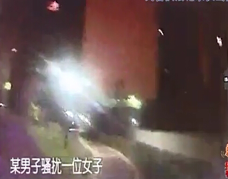拍江苏男子遭女友嘲笑胆小持菜刀强奸<em>女邻居</em>_