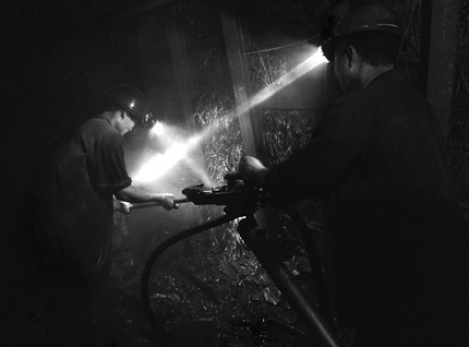 中国汞都矿工受困汞毒 汞中毒的症状与治疗方