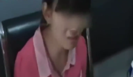 <em>女孩</em>遭男友<em>软禁</em>暴打 被逼写下3万欠条出去卖淫