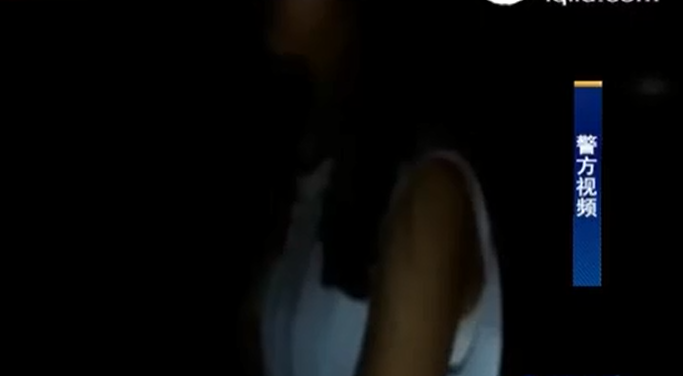 男子溜进<em>女生</em>宿舍欲施暴 <em>对女生说</em>配合一下_法