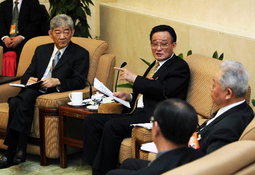 胡锦涛参加全国政协农业界联组讨论