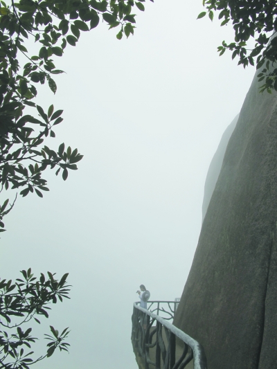 翡翠油青项链怎么搭(2)