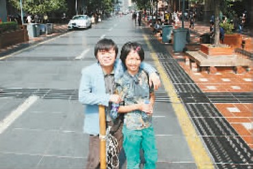 重庆传奇棒棒会英语 有群外国橄榄球友