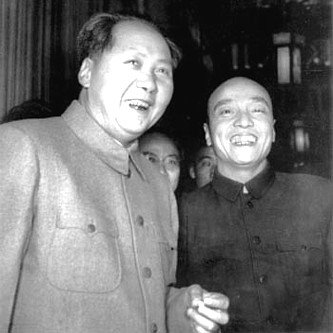 杨尚昆为何会成为文革的第一个牺牲品