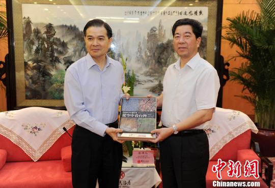 陈润儿会见台湾嘉宾 推进两岸信息产业互利合