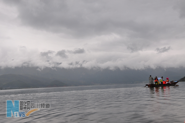 把酒话家常 品茶聊变迁--凉山建周60周年采访随
