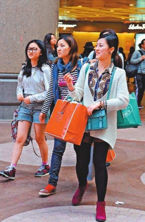 内地客出游仍首选香港趋向自由行赴港旅游购物