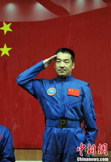 张晓光图片