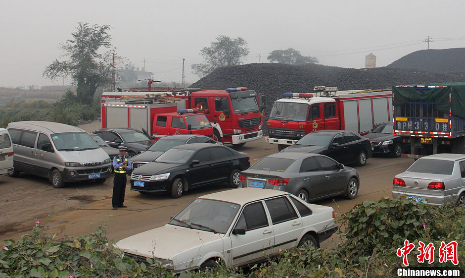 河北武安房屋塌陷 16名建筑工人生死不明(1)