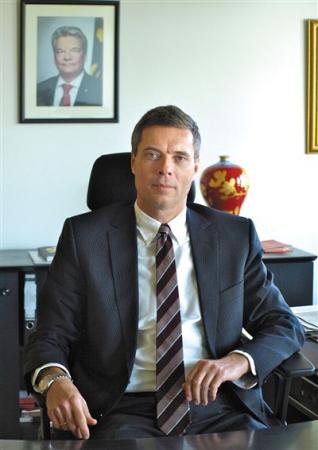 <em>习近平</em>默克尔将探讨德国支持三中全会改革议题