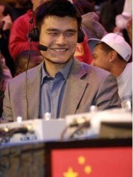 姚明解说亚锦赛预定8场 知情人:报酬没法谈