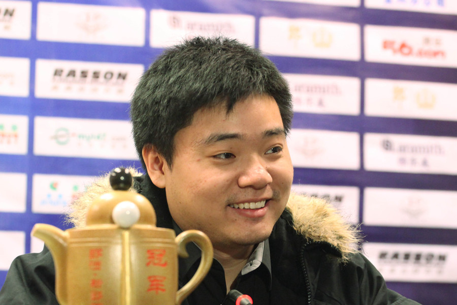 丁俊晖2012斯诺克世锦赛之旅 首轮出局状态差