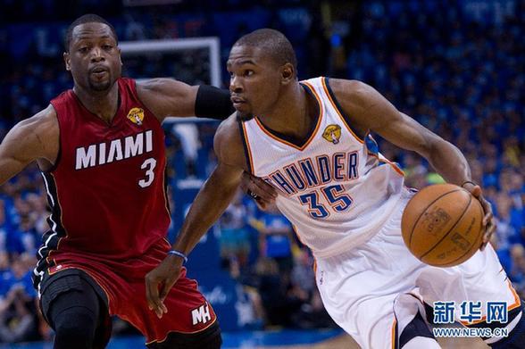 NBA总决赛揭幕战雷鸣 双子星 技压热火 梦幻三