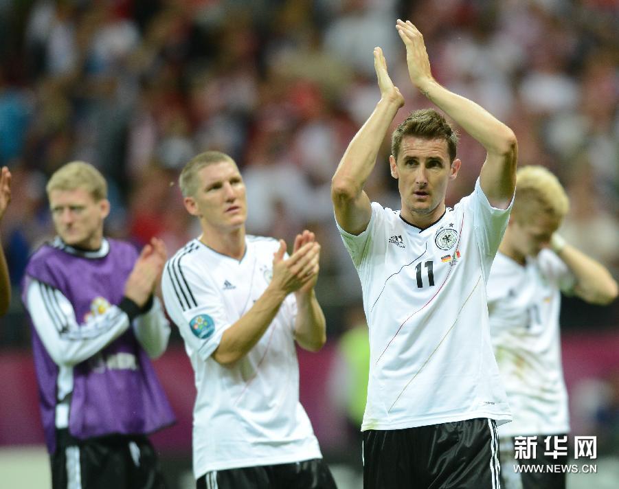 巴神 演绎神话 意大利击败德国进决赛(高清组图