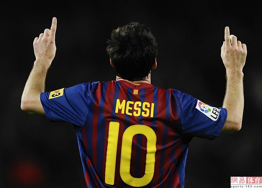 马拉多纳:阿根廷将在巴西夺冠 别再去烦梅西了