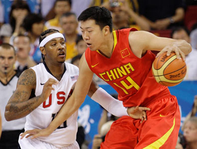 王治郅退役进入倒计时 姚明感慨二人篮球之缘