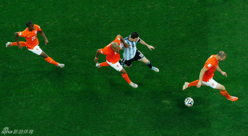 [半决赛]阿根廷4-2荷兰(点球4-2)(1)