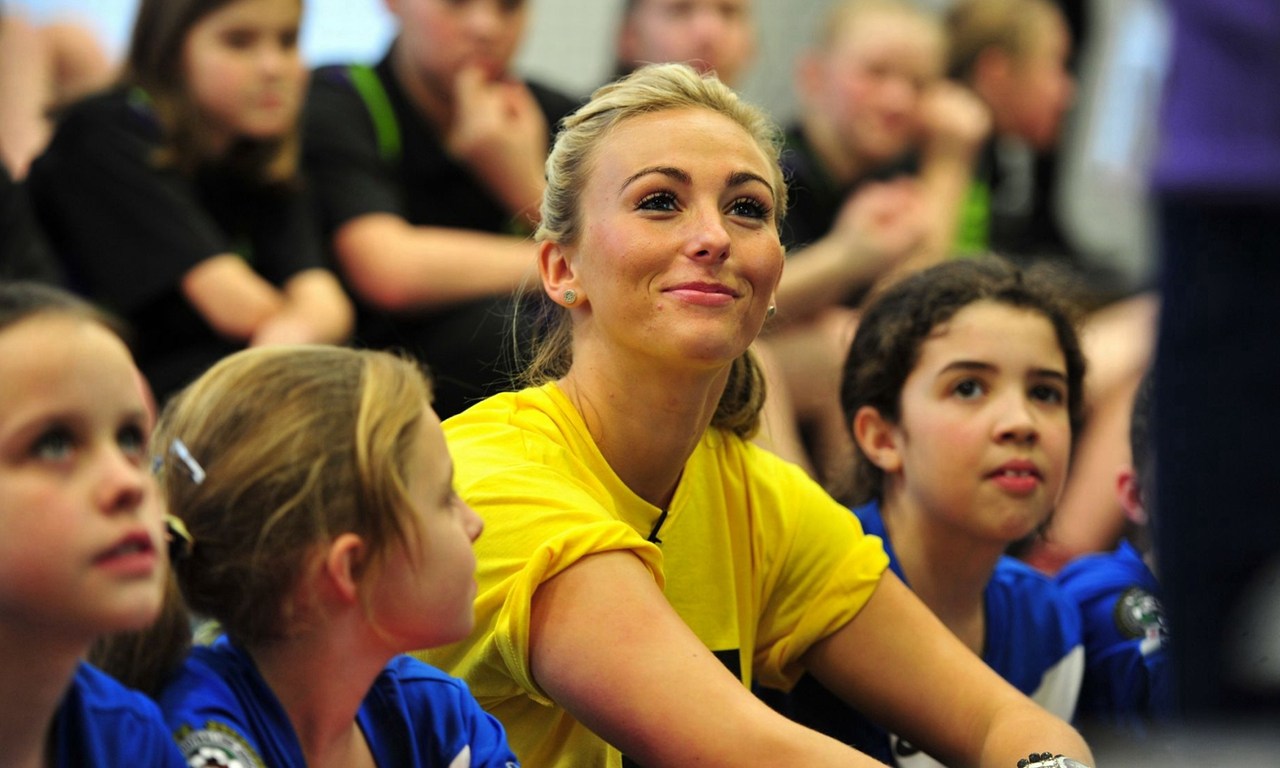 大罗前妻领衔女足美女 中国媚娘PK欧美<em>辣妹</em>(1