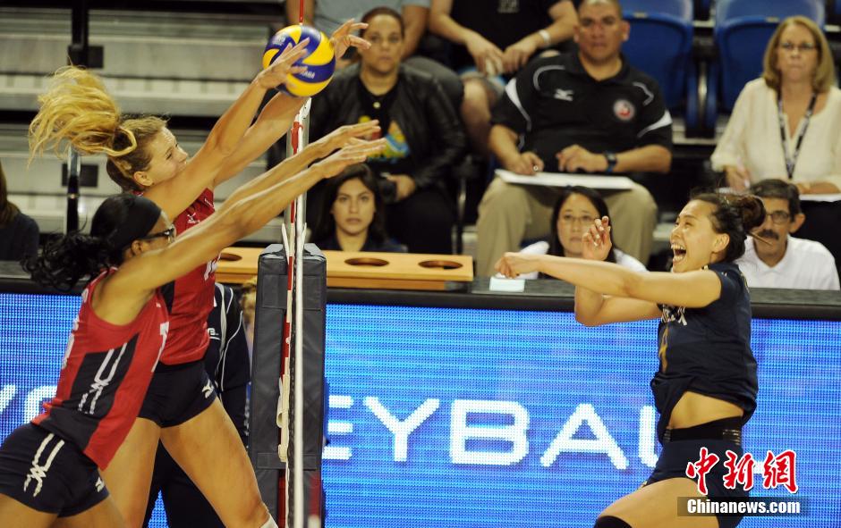 美国排球杯赛 中国女排3-2逆转美国获两连胜(2