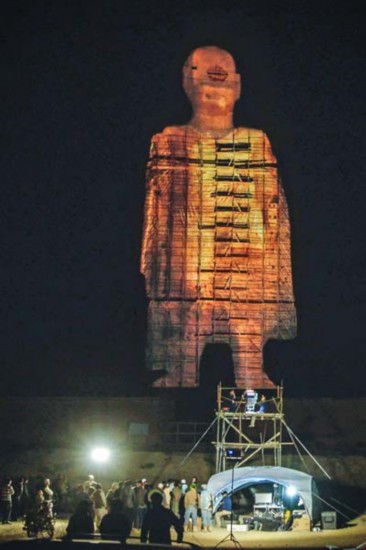 优酷土豆网生自制综艺《侣行》重现巴米扬大佛