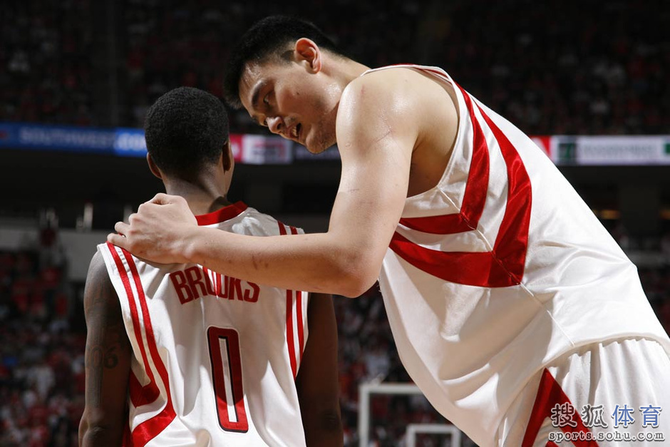 姚明生日快乐！青春不老 记忆中有你相伴