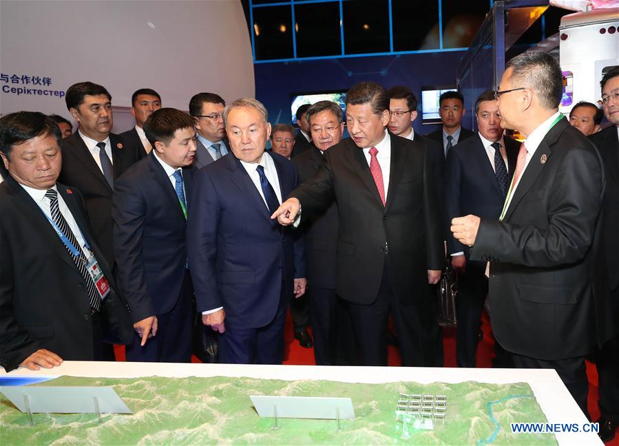 Xi visits Chinese pavilion at Astana Expo, eyes better cross-border transportation